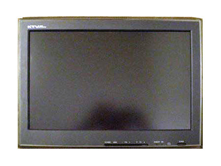 X551218 - Front View